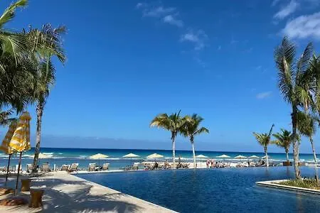 Hospitalityexpert Charming 4 Bedroom Villa Sleeps 10 - Pool Hot Tub Beach & Private Chef مونتيغو باي 0*,