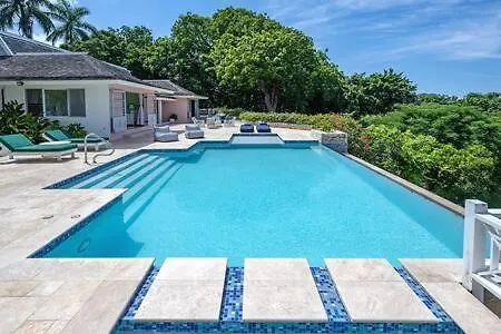Hospitalityexpert Charming 4 Bedroom Villa Sleeps 10 - Pool Hot Tub Beach & Private Chef مونتيغو باي